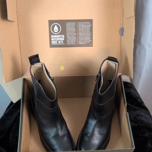 Timberland Women's Black Leather Combat Boots - Picture 12 of 15